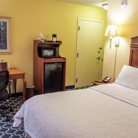 Hampton Inn Lebanon Exterior foto